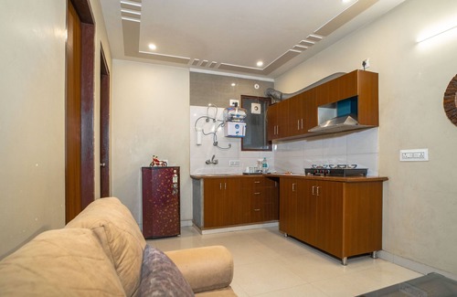 Gurugram Apartamento | The Lodgers Two BHK serviced Apartment