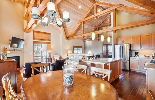 Tolovana Park Casa | The Lodges A-1 - Beachcomber Vacation Homes
