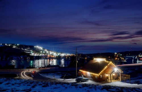 McHenry Hotel | The Lodges at Sunset Village