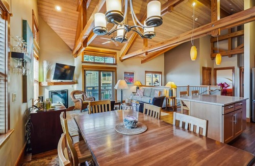 Tolovana Park Casa | The Lodges C-1 - Beachcomber Vacation Homes