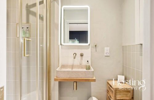 Henley Apartamento | The Loft - 1 Bed Luxury Apartment with Bathtub