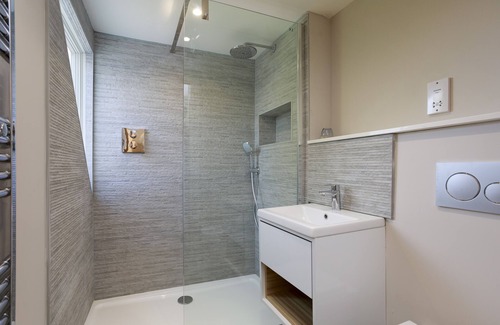Canterbury Apartamento | The Loft es un fabuloso apartamento de 1 cama, a un paseo del centro de la ciudad con estacionamiento.