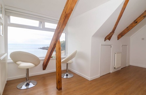 Portmellon Cabaña | The Loft at Beach House