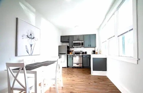 Wilmington Apartamento | The Loft At Gilpin Placeking Bedtrolley Square! 1 Bedroom Apts by RedAwning