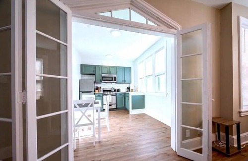 Wilmington Apartamento | The Loft At Gilpin Placeking Bedtrolley Square! 1 Bedroom Apts by RedAwning