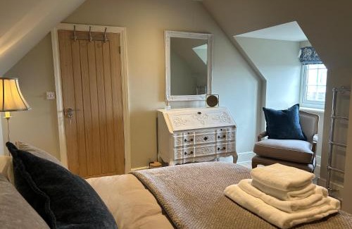 West Bay Cama Y Desayuno | The Loft at Seacroft