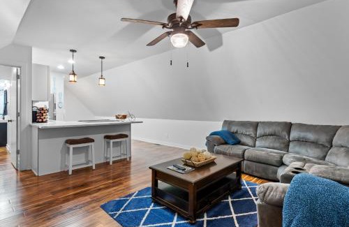 Elkhorn Casa | The Loft at Skyline