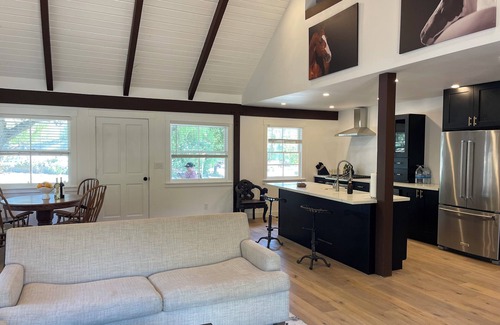 Santa Barbara County Cabaña | The Loft House in the Santa Ynez Valley
