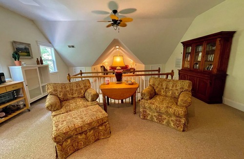 Mount Mourne Apartamento | The Loft is a large beautiful apartment.2 miles from Davidson/4 from Mooresville