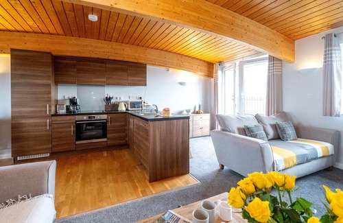 Leiston Cabaña | The Loft - sleeps 6 guests in 3 bedrooms