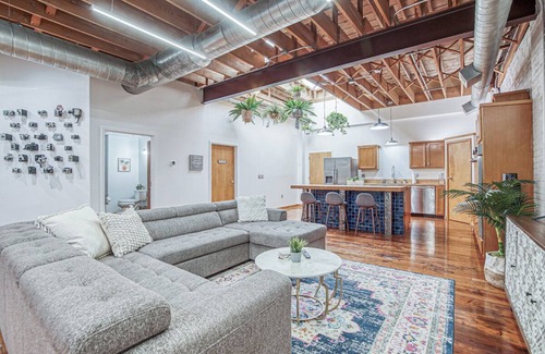 Crossroads Arts District Casa | The Lofts at 1517 - KC at your doorstep ♡