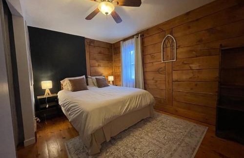 North Algona Wilberforce Chalet De Esquí | The Log Haus An Countryside Escape
