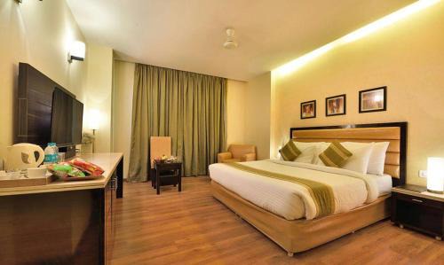Mahipalpur Hotel | The Lohmod-A Business Hotel on Main Highway NH-8, Adjacent to Aerocity, Delhi Airport