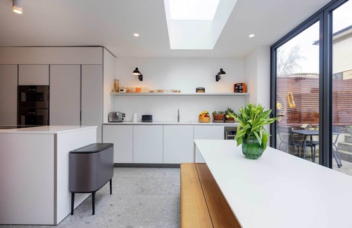 Hackney Casa | The London Fields Family Retreat, by Veeve