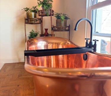 Folkestone Hotel | The London & Paris Hotel