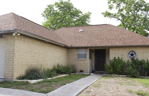 Pipers Meadow Casa | The Lone Star Haüs: 2 BR House in Schertz, TX