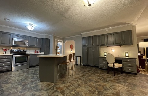 Trenton Casa | The Longview Deluxe