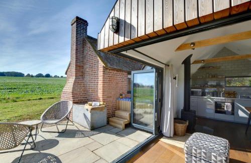 Stone in Oxney Casa | The Lookers Legacy