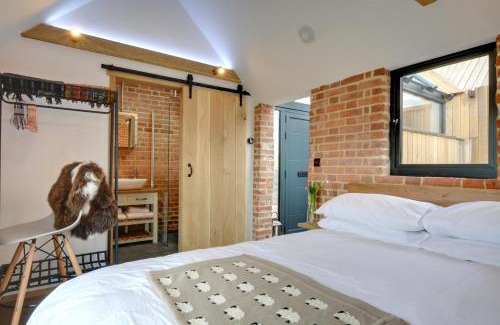 Stone in Oxney Casa | The Lookers Legacy