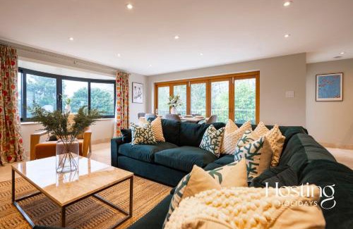 Knowl Hill Casa | The Lookout - 2 Bedroom Annex With Parking