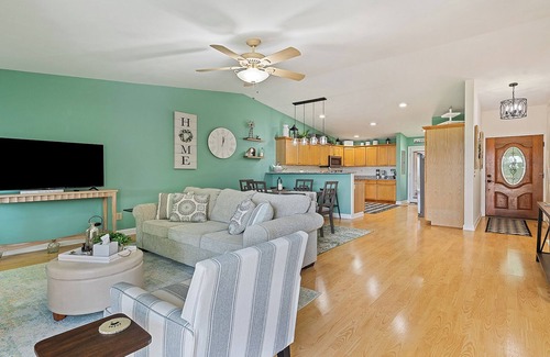 Maggie Valley Cabina | The Lookout/Mountain Views/Charming