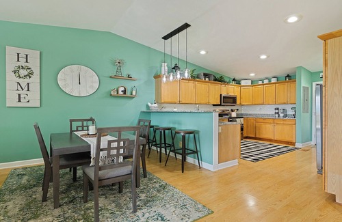 Maggie Valley Cabina | The Lookout/Mountain Views/Charming