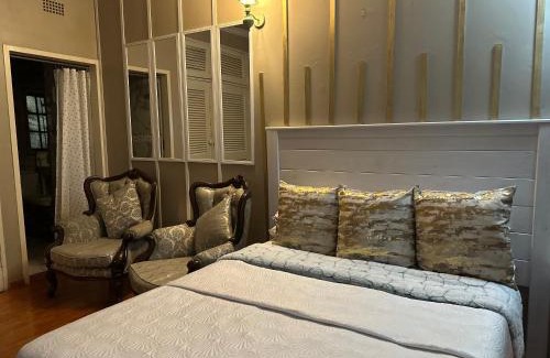 Emalahleni Cama Y Desayuno | The Loraine Luxury Suites
