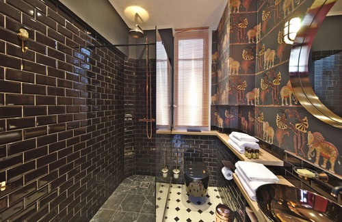 Champs-Elysees Apartamento | The Lord Byron Suite