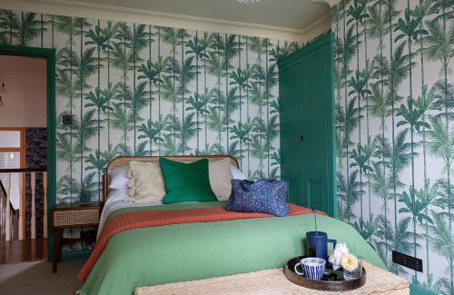 Brighton City Centre Apartamento | The Lorelei 2BR Mid-Century Modern Stylish Apartment