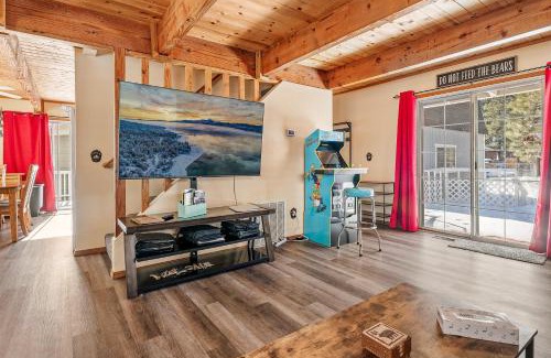 Peter Pan Casa | The Lost Boys Hideaway - One of a Kind Mountain Getaway!