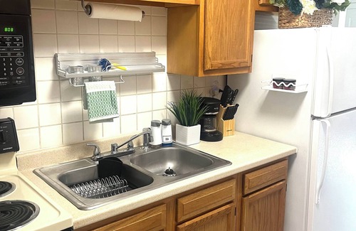 Southside Apartamento | The Lovely La Petite 2-bedroom Duplex with AC, WiFi in Wonderful Jacksonville