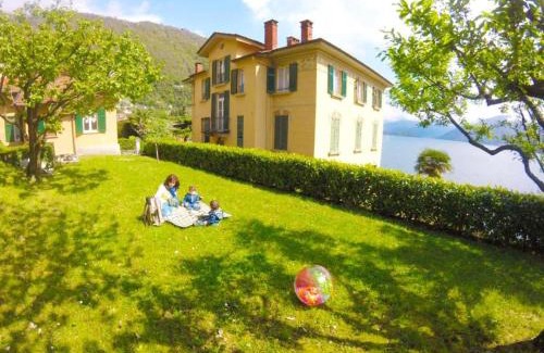 Argegno Casa | The Lovers - independent Little House with Garden