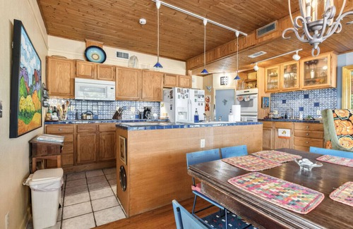 Alpine Apartamento | The Lovie House - Historic Retreat