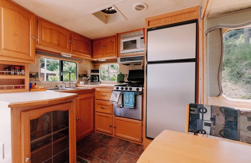 Salt Spring Island Casa | The Lower Meadow in Salt Spring Island