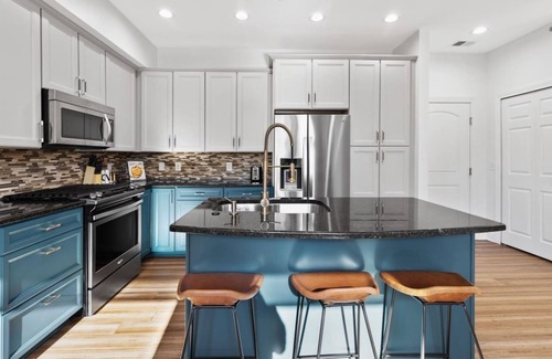 Midtown Condominio | The Lucien: Historic Condo in Heart of Brush Park