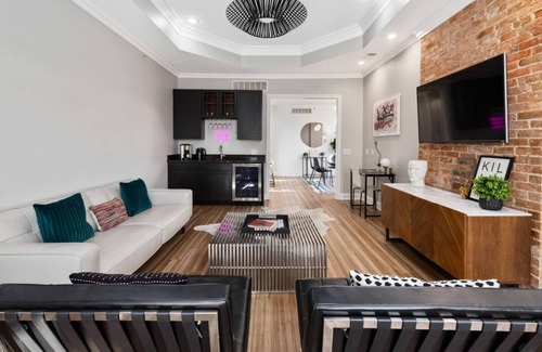 Midtown Condominio | The Lucien: Historic Condo in Heart of Brush Park