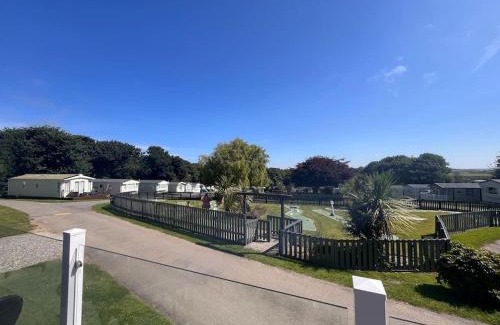 Newquay Casa | The Lucky Shamrock Caravan - by stunning, Crantock Beach