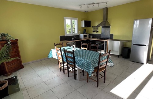 Bernis Casa | The luminous Bernis house