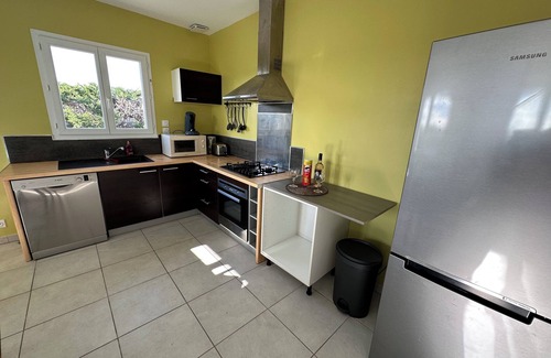 Bernis Casa | The luminous Bernis house