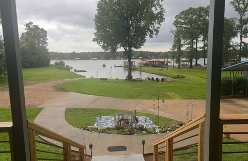 Negreet Casa | The Lure Camp, S. Toledo Bend. Secluded Cove, Boat ramp on property sleeps 6.
