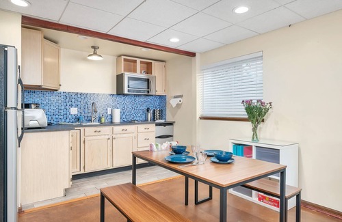 Green Mountain Apartamento | The LUX in Lakewood...Minutes from Red Rocks..Hiking..Biking