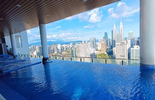 Kuala Lumpur City Centre Apartamento | The Luxe & Colony Infinitum KLCC by CoupleStay