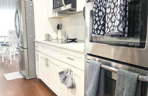Lawrenceville Casa | The Luxurious Suite Retreat