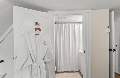 Georgetown Casa | The Luxe/Hot Tub/12min to Horse Park/30 Min to Ark