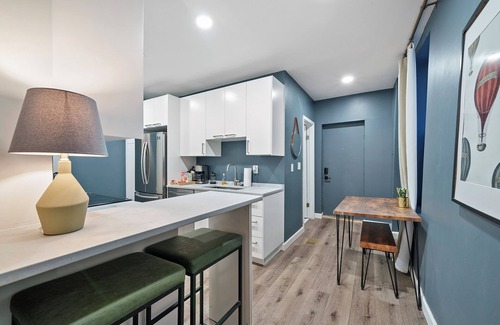 Short North Apartamento | The Luxe Pearl Residences 870 – Chic Getaway for 2 in Desirable Short North!