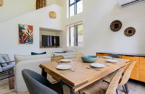 Pointe aux Canonniers Apartamento | The Luxe Retreat - Chic & Comfy