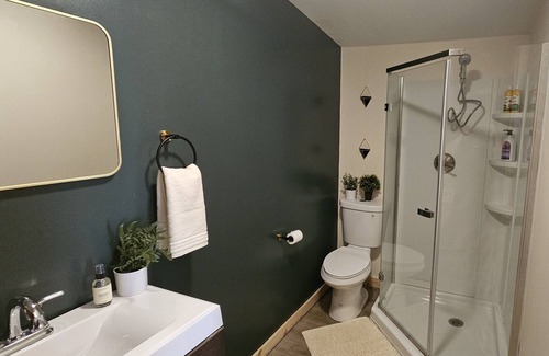 Forks Cabina | The Luxury Getaway at the Cedar Haus