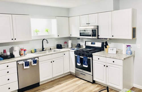 Springfield Casa | The LUXURY Indigo Retreat (WIFI+PARKING)
