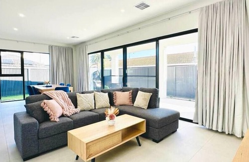 West Beach Casa | The Luxury Living - West Beach - Perfect Vacation