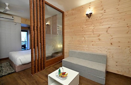 Solan Apartamento | THE LUXURY STAYS BY GLAMBIRDS - HOME STAY